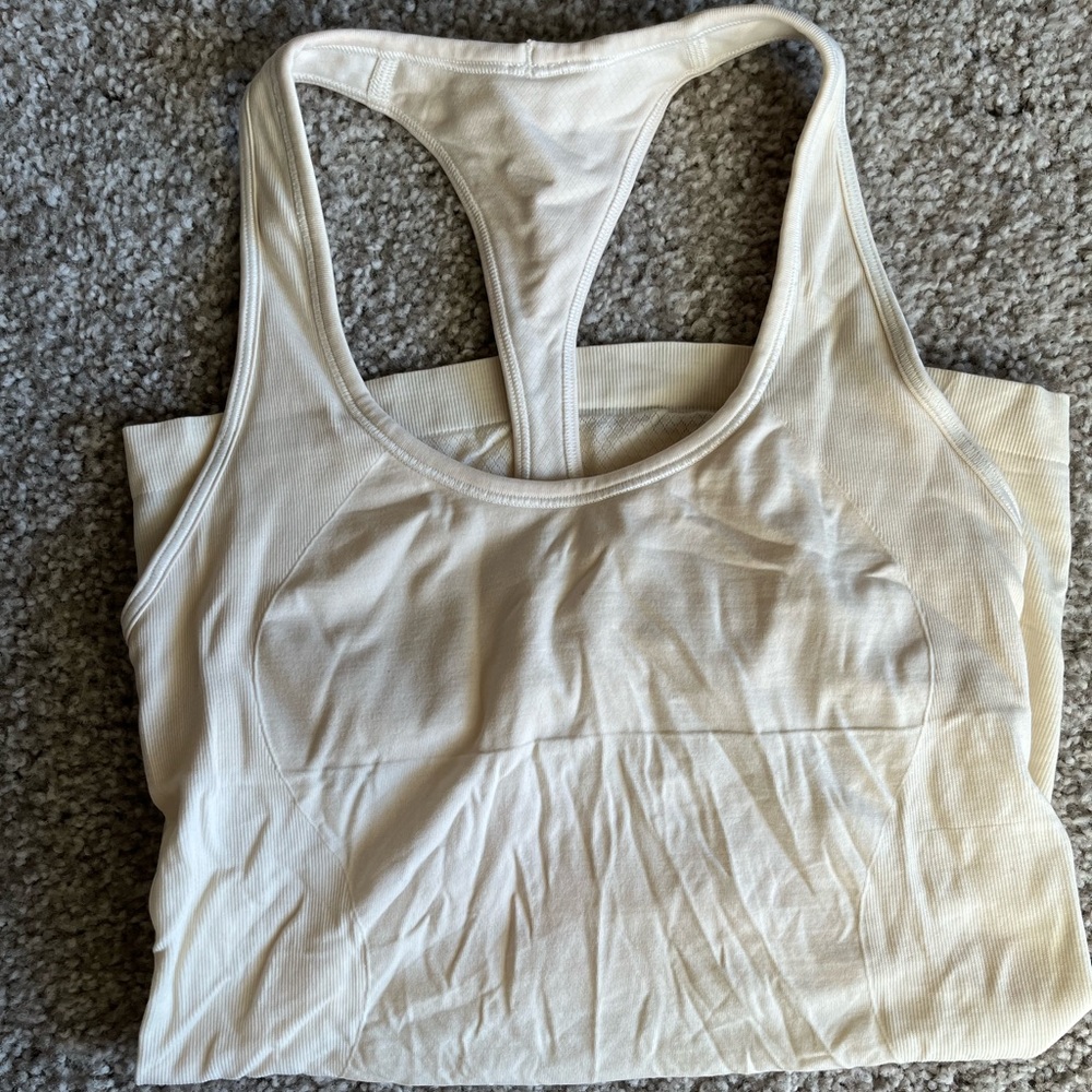 Lululemon Razorback tank